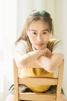 鞭子藤条打屁屁